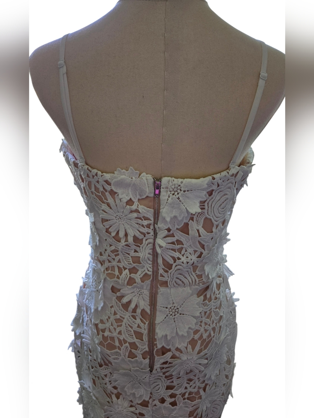 NWT~ Just Me 3D Floral Appliqué Crochet Lace Mini Dress in White/Nude - Picture 9 of 13